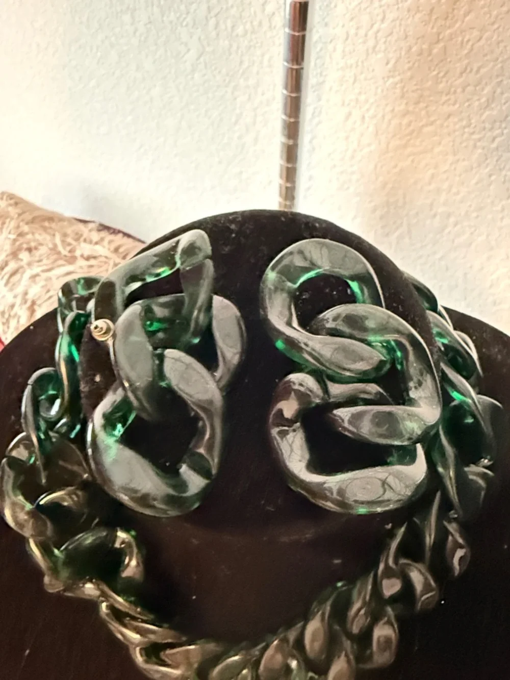 Chunky Green Acrylic Link Necklace - Picture 3 of 3